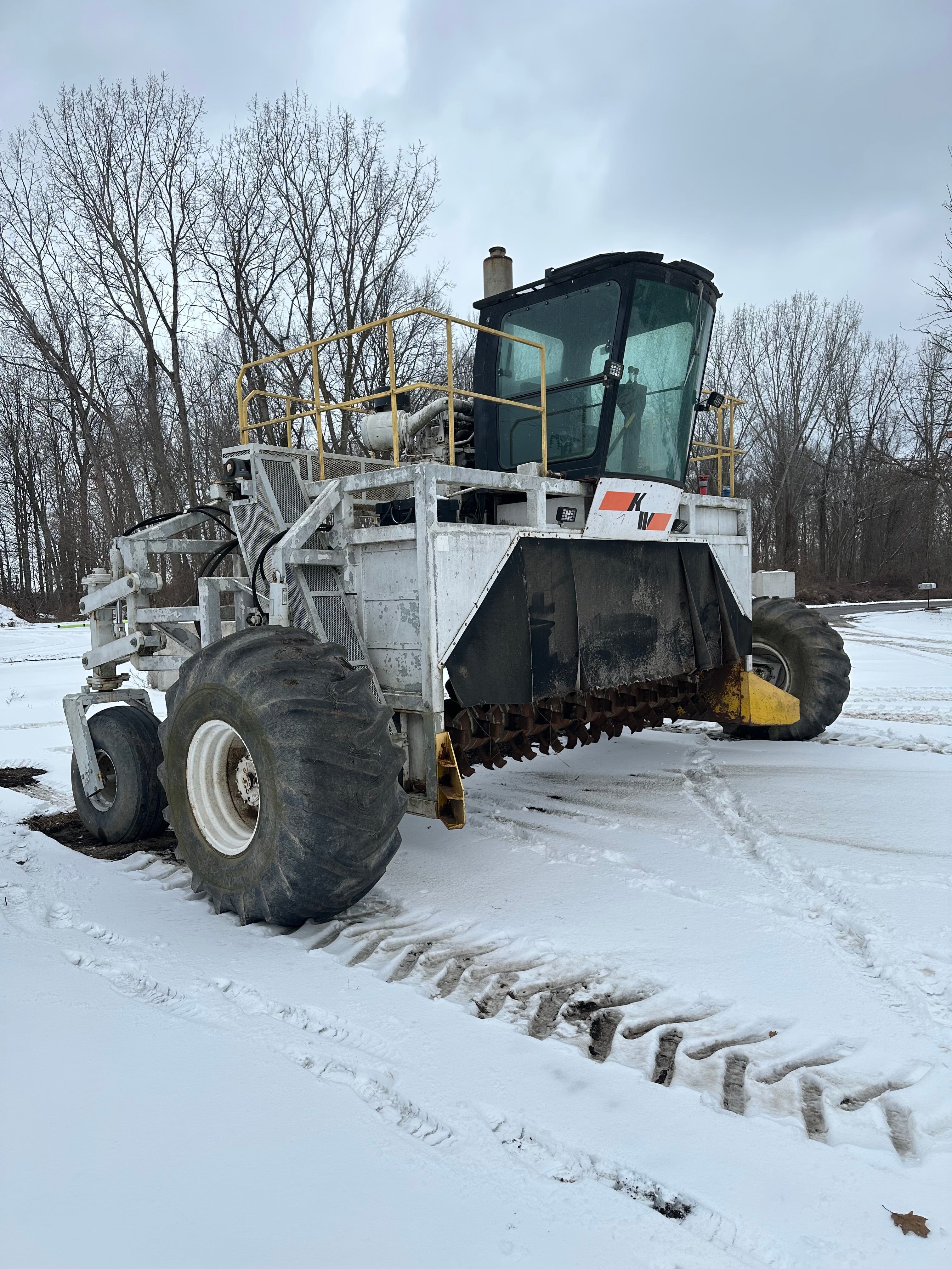 1999 KW 614 — KW 614