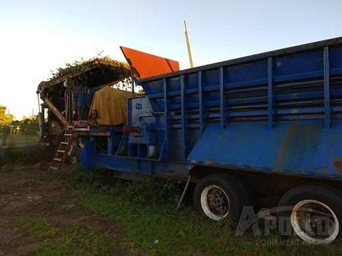 1994 Peterson Pacific HC4400 Horizontal Grinder — Peterson Pacific HC4400