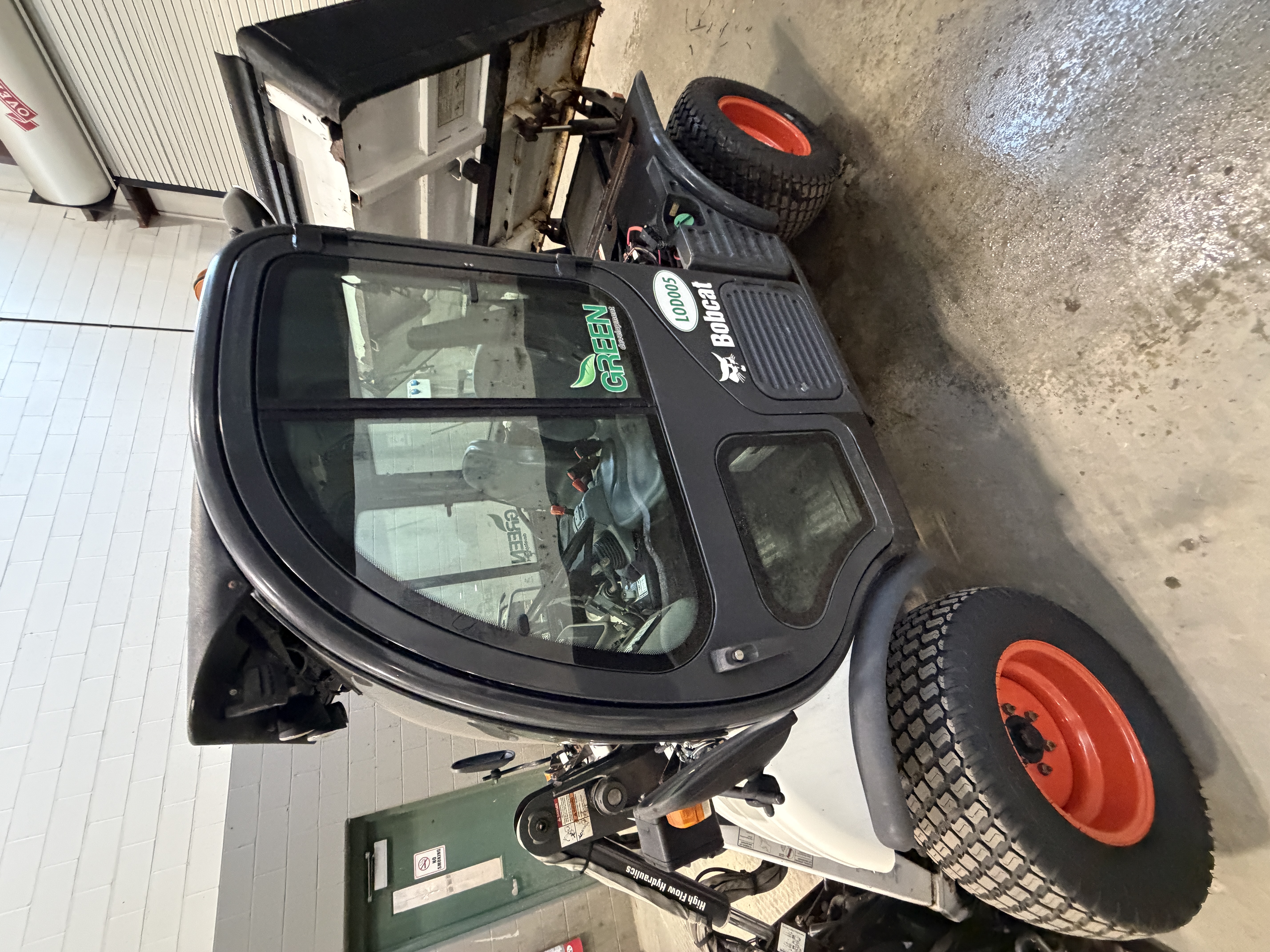 2017 Bobcat T650 Compact Track Loader — Providence, RI — photo 4