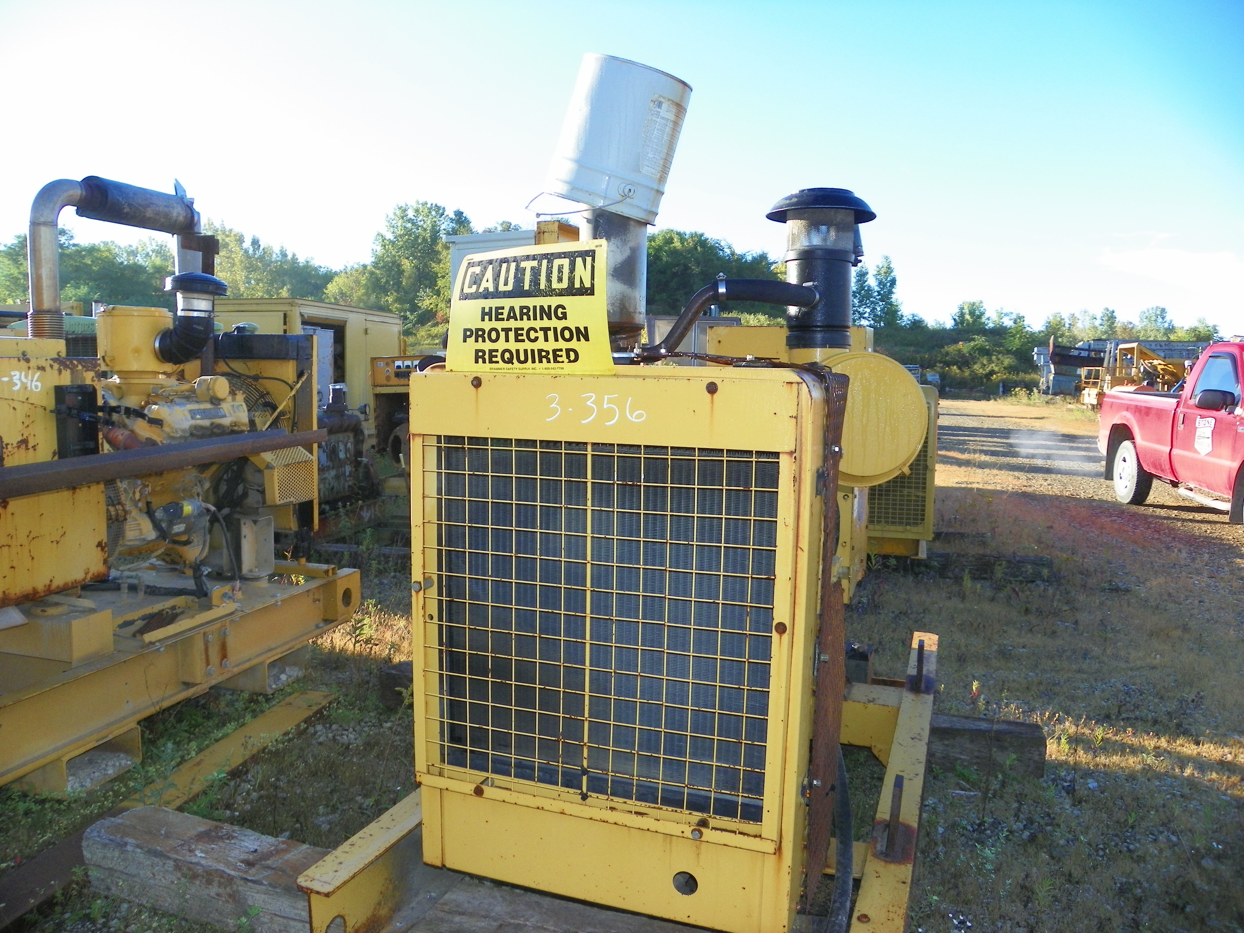 CATERPILLAR GENERATOR 100KW — Caterpillar 100KW