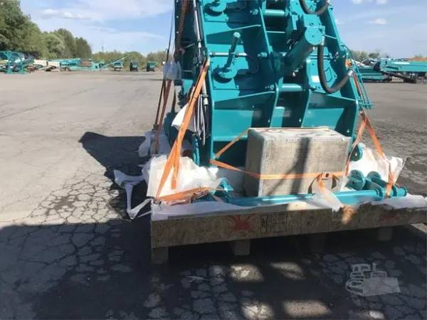 2022 POWERSCREEN TRAKPACTOR 550 — Powerscreen TRAKPACTOR 550 — Harleysville, Pennsylvania