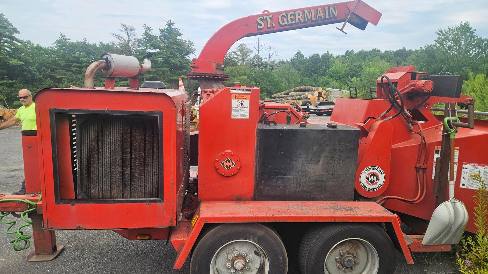 2004 Morbark 2400 Hurricane