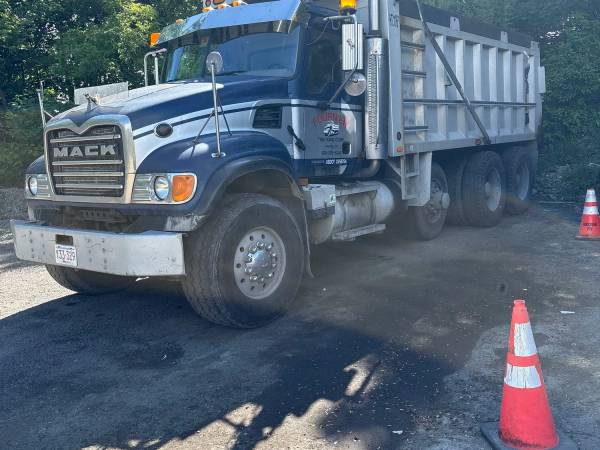 2005 Mack CV713 Tri-Axle Dump Truck — Mack CV713