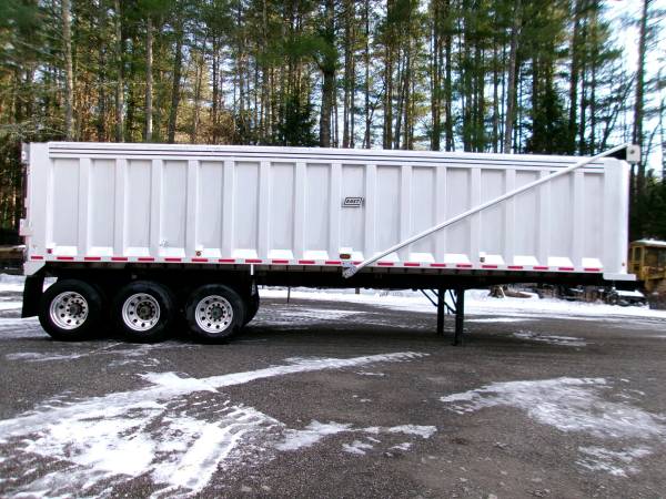 2018 East Dump Trailer — East Dump — Reading, Massachusetts