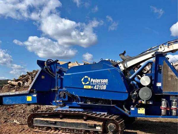 2014 Peterson 4310B Horizontal Grinder — Peterson 4310B — Granite Falls, NC