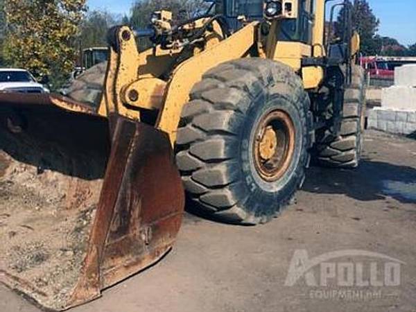 1998 Komatsu 420 Wheel Loader — Komatsu 420 — Miami, Florida