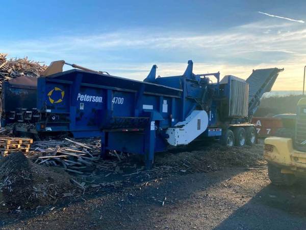 2006 Peterson Pacific 4700B Horizontal Grinder — Peterson Pacific 4700B — Granite Falls, NC