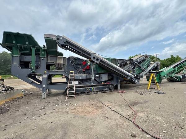 2024 McCloskey I44RV3HD track jaw crusher — McCloskey I44RV3HD — Granite Falls, NC