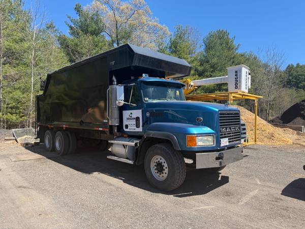Mack Conventional Dump Truck w/ BeauRoc Body — Mack CL713 — Wrentham, Massachusetts