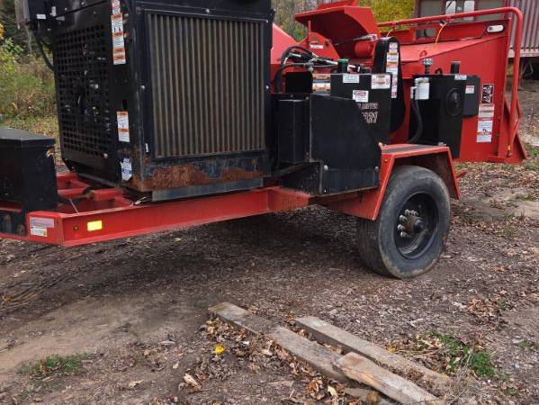 2023 Morbark 1821 Brush Chipper — Morbark 1821 Brush Chipper — New Franken, WI